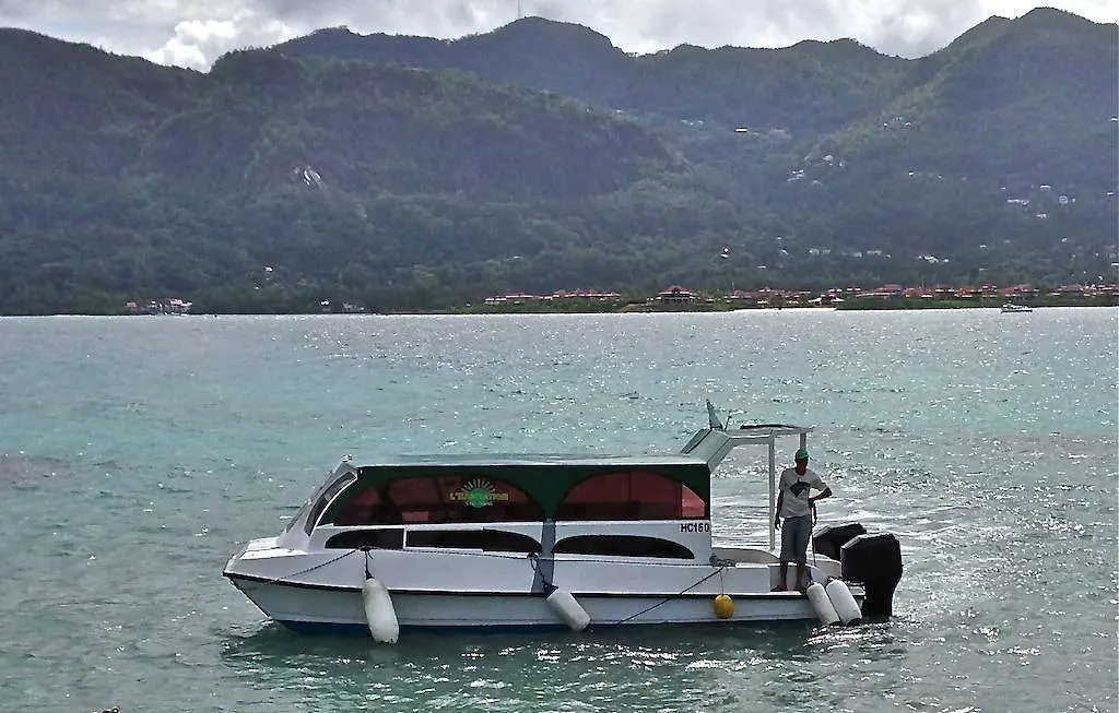 L'Habitation Cerf Island Hotel