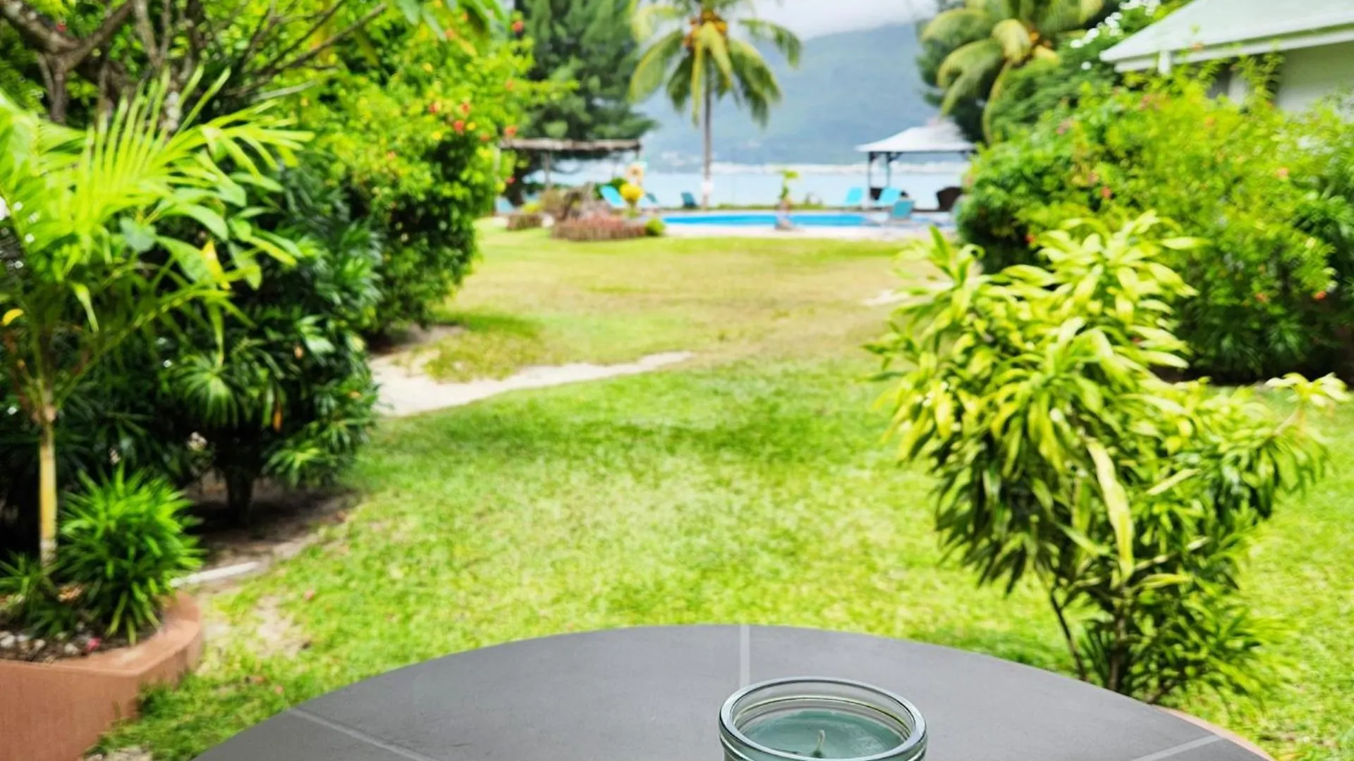 L'Habitation Cerf Island Hotel