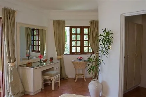 L'Habitation Cerf Island Hotel 3*,  Seychelles - szigetek